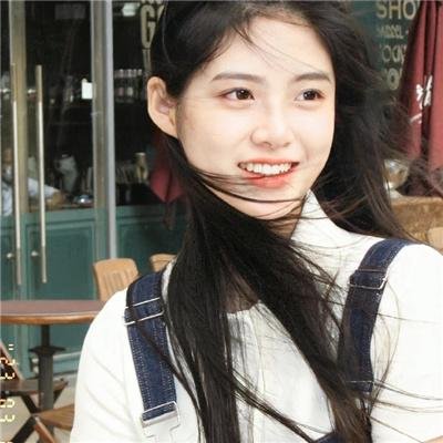 乐坛天后被曝深夜密会神秘女子，一个月街头画面流出